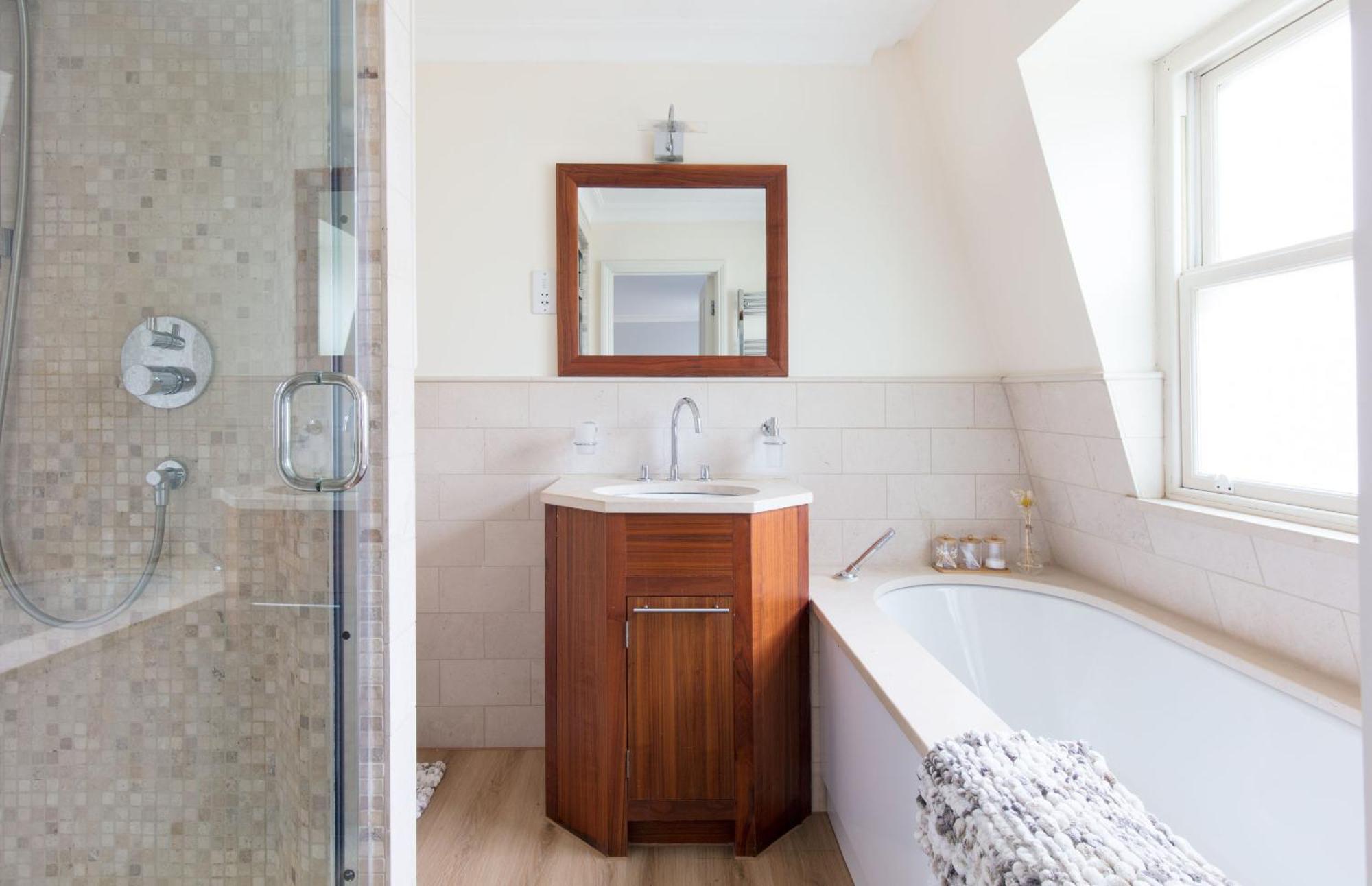 Spacious Quiet 4Bedrooms 6Beds House With Private Garage 5Min Walk To Paddington Station 伦敦 外观 照片