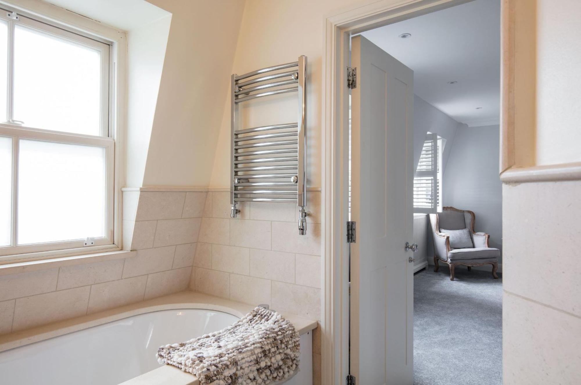 Spacious Quiet 4Bedrooms 6Beds House With Private Garage 5Min Walk To Paddington Station 伦敦 外观 照片